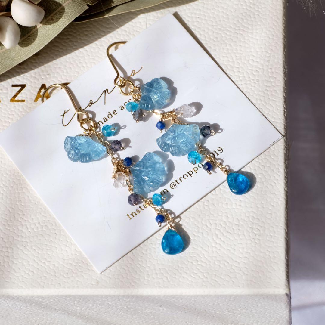 みっちゃん ♦︎14kgfアクアマリンフリルカービングピアス