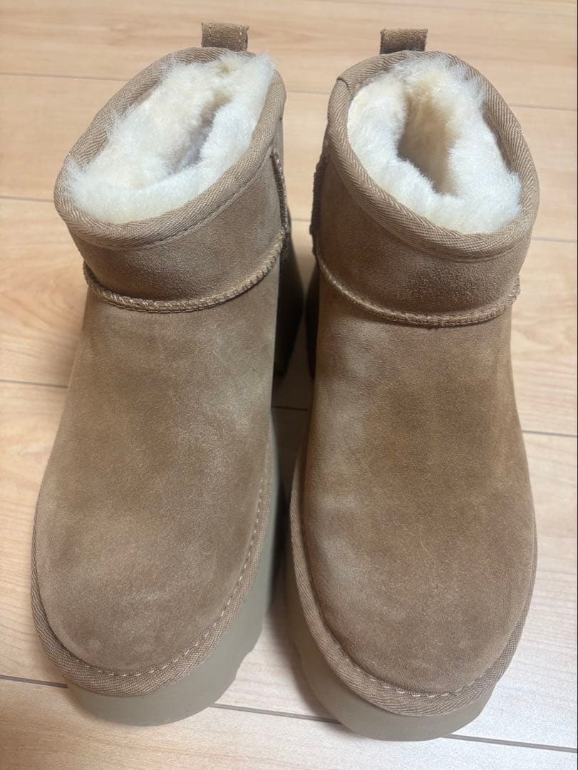 1/18日まで値引き価格UGG 厚底ブラウン プラットフォーム ムートンブーツ