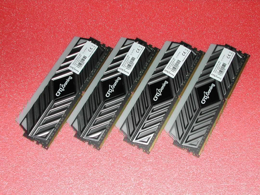 合計32G　CFD Gaming HX1シリーズ　W4U4133HX1-8G