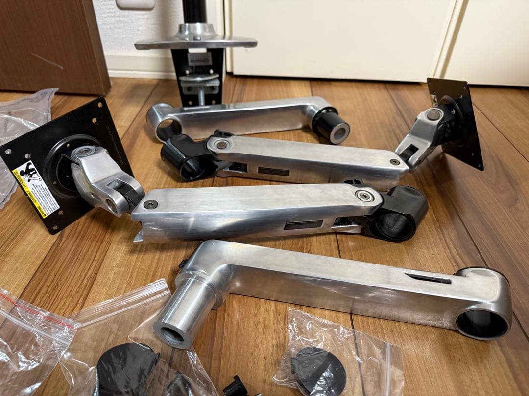 エルゴトロン LXデュアル デスク マウント アーム スタッキング (アルミ