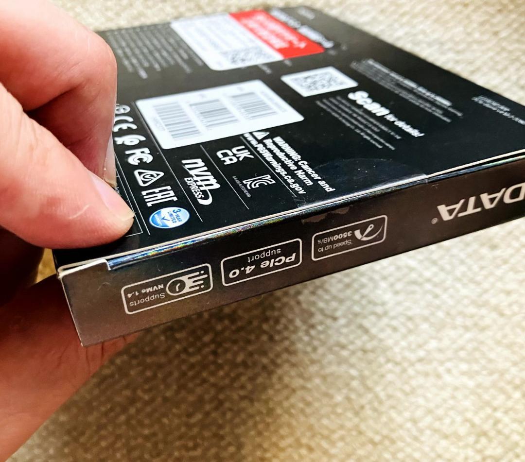 未開封 LEGEND 800 ALEG-800-2000GCS(M.2/2TB)