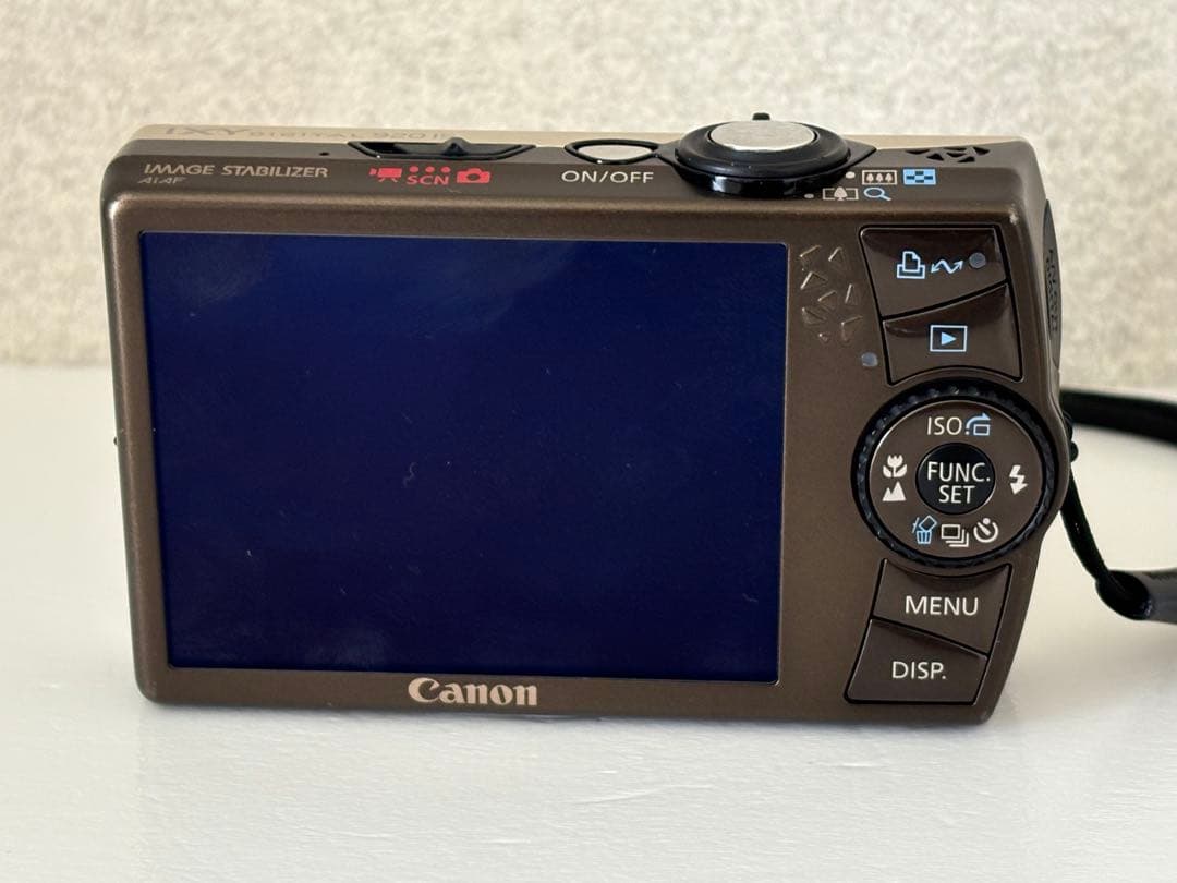 Canon IXY920IS ゴールド 動作品　充電器、SDカード4GB付き