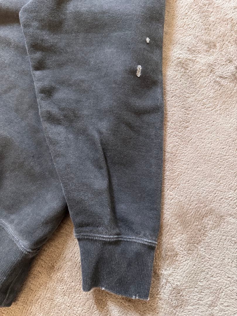 ダメージクルーネック