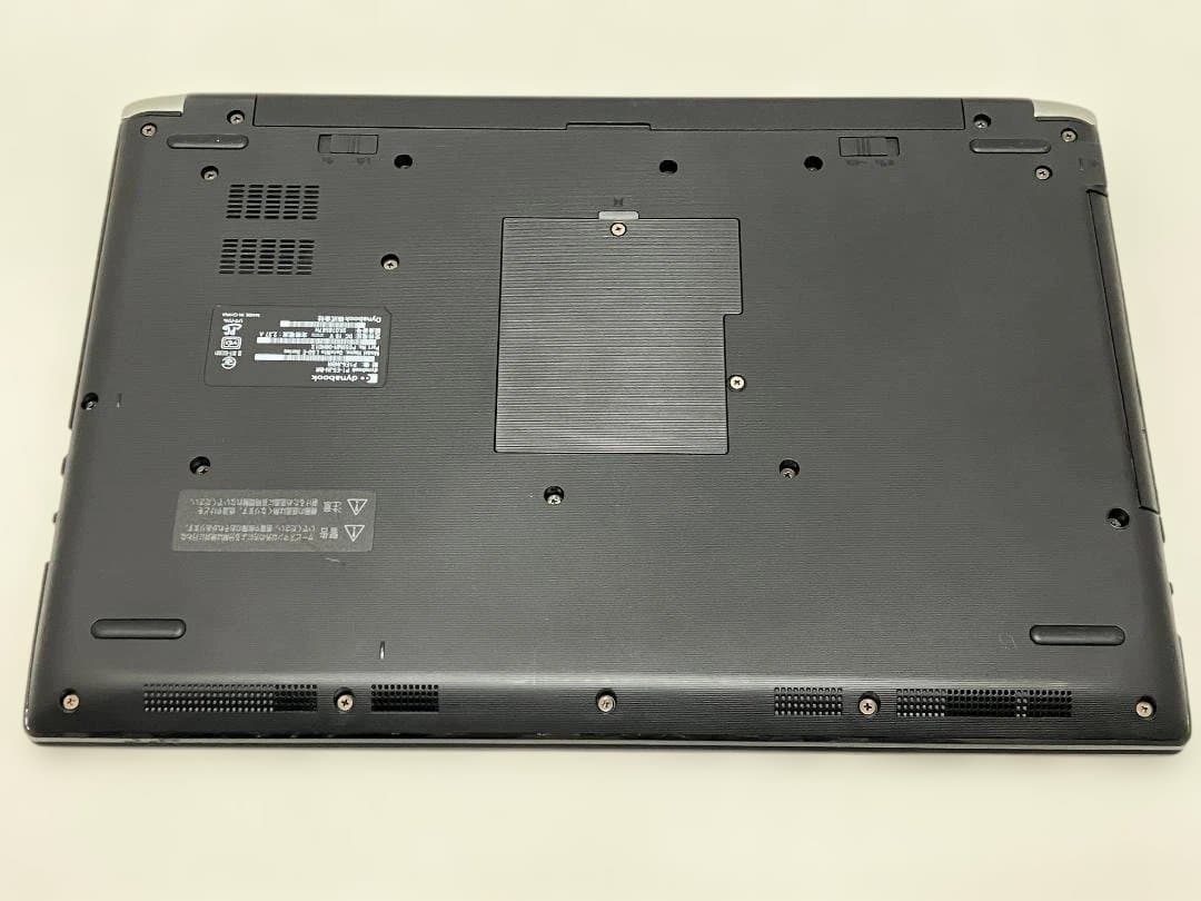 dynabookノートパソコン 8世代 i3/8GB/新品SSD/Win11