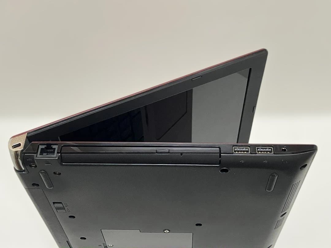 dynabookノートパソコン 8世代 i3/8GB/新品SSD/Win11