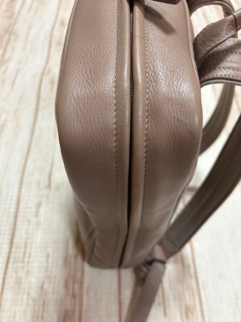 objcts.io ソフトバックパック ミディアム ベージュ