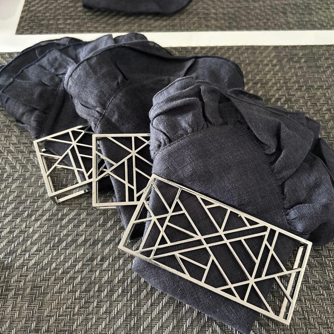 【新品未使用】リネンナプキン+カトラリーレスト4個セット