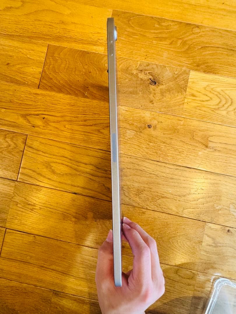 iPad Air M3 11インチ　クリアケース付