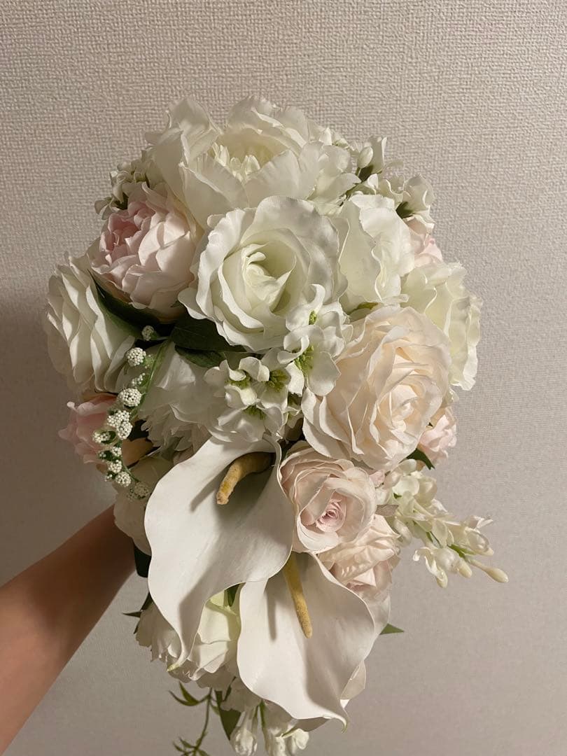 ウェディング　ブーケ　ブートニア付き　キャスケードブーケ　結婚式　wedding