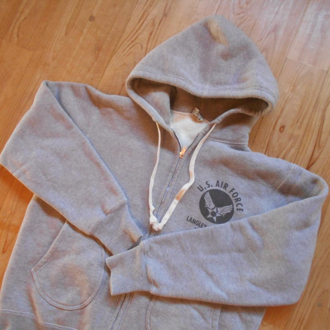 バズリクソンズパーカーM