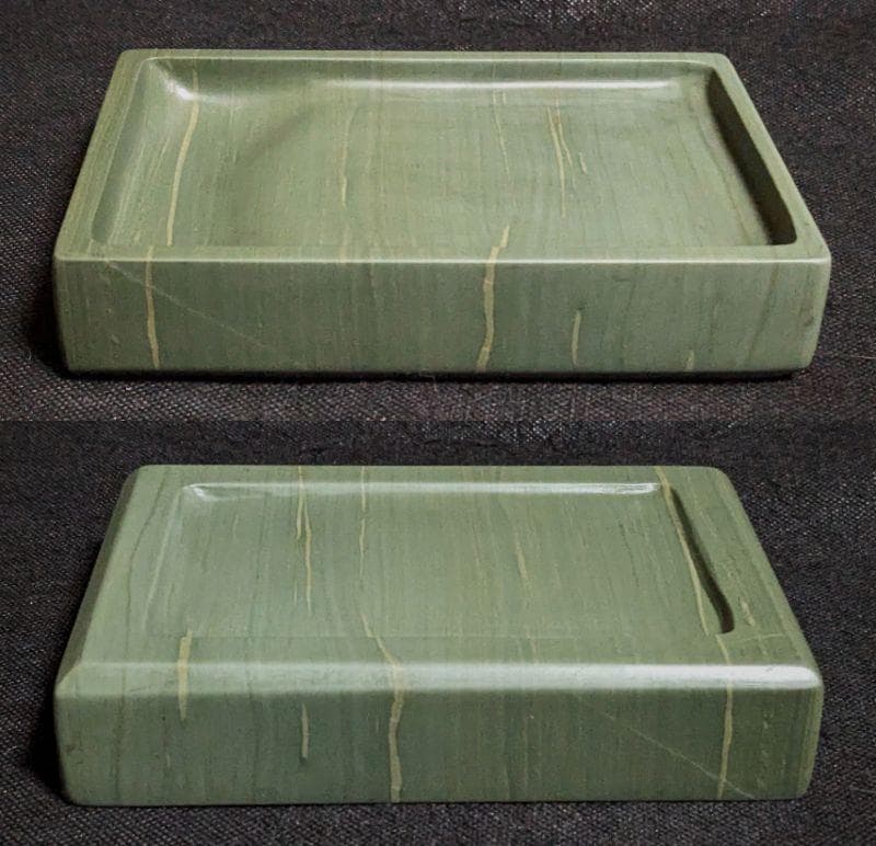 【ゆう】　◆波板石の雄勝時代大硯（金星点）◆松花江緑石硯（縞絲紋潤緑美石）