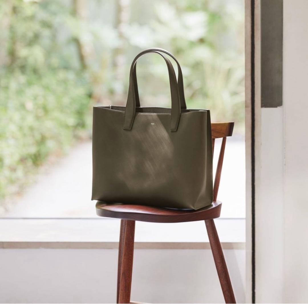 y*7様 FARO グリーン レザー トート Calma Tote TalI S