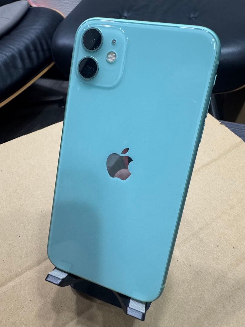 バッテリー容量86%！iPhone11 64GB SIMフリー グリーン