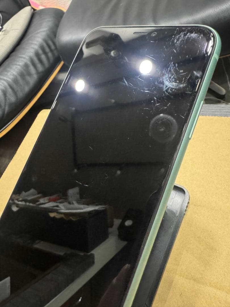 バッテリー容量86%！iPhone11 64GB SIMフリー グリーン