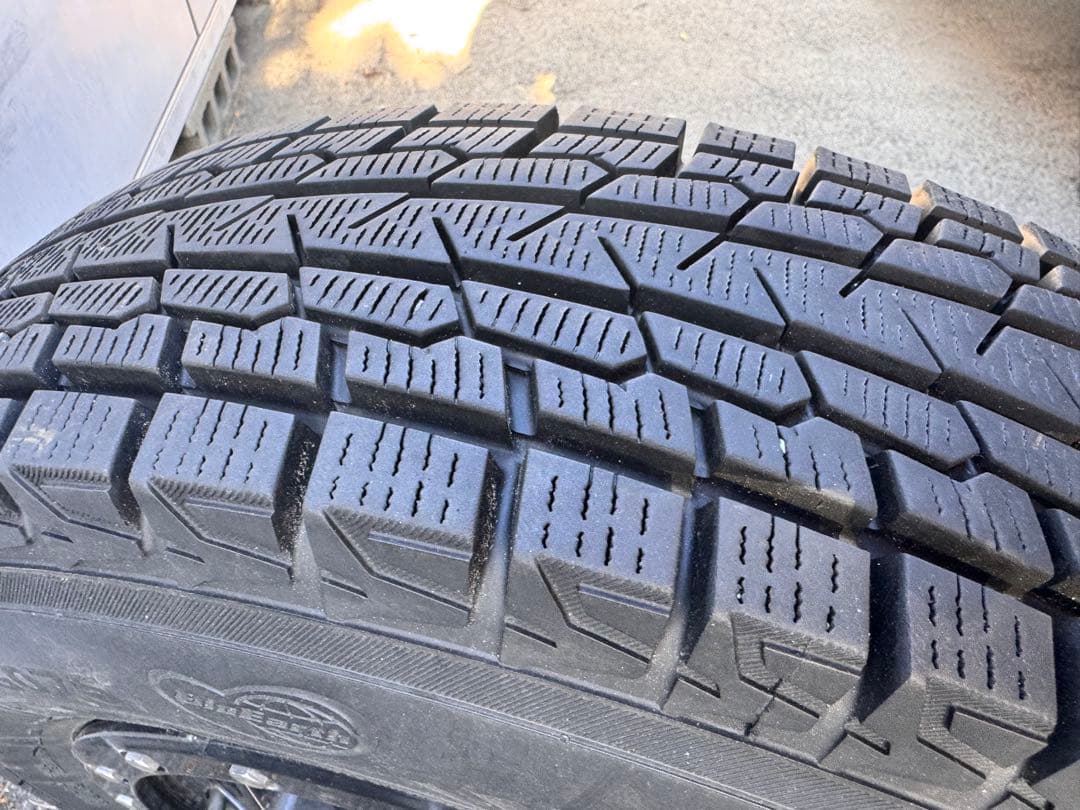 ジムニー　185/85R/16 LT GO75 YOKOHAMA　アイスガード