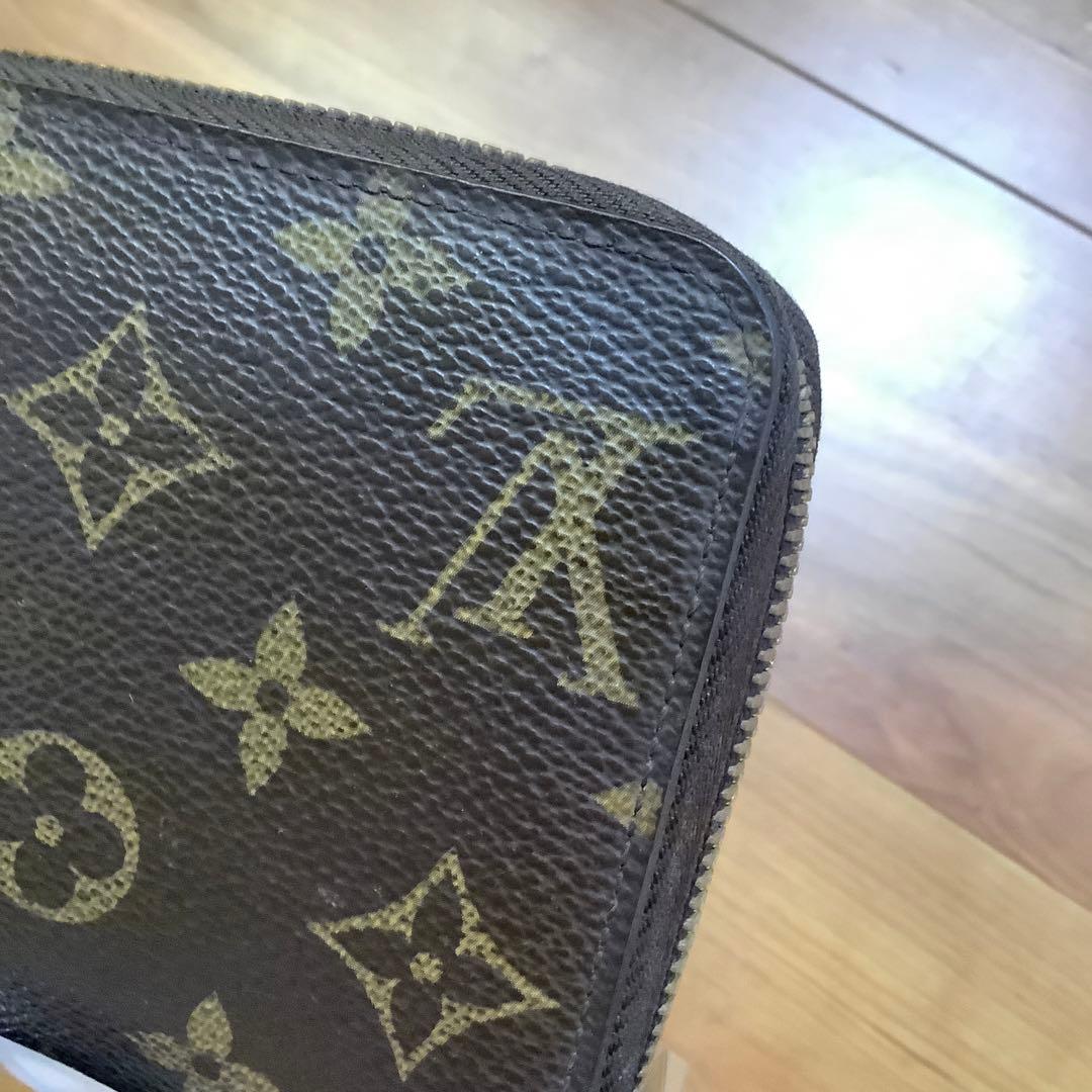 Louis Vuitton モノグラム長財布　モノグラム ジッピー・ウォレット