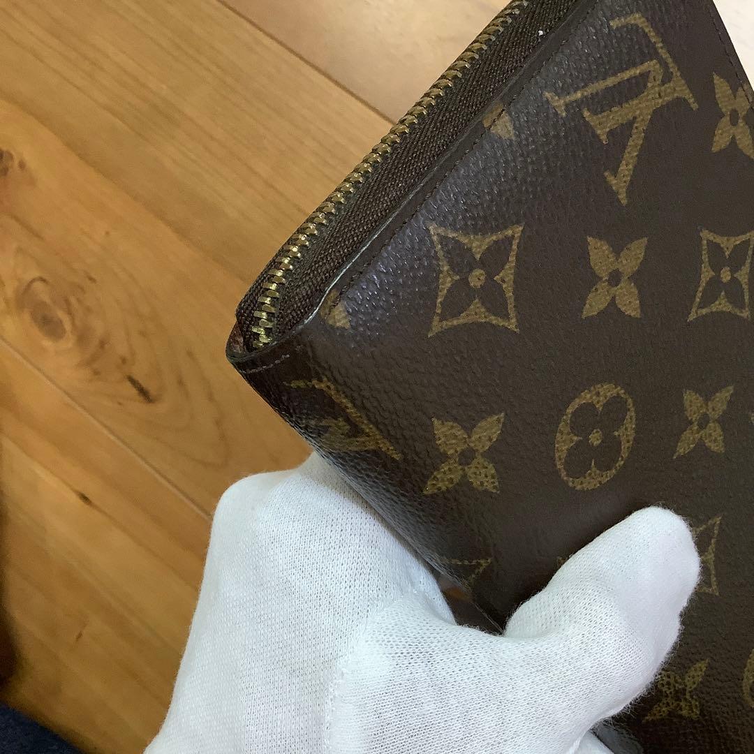 Louis Vuitton モノグラム長財布　モノグラム ジッピー・ウォレット
