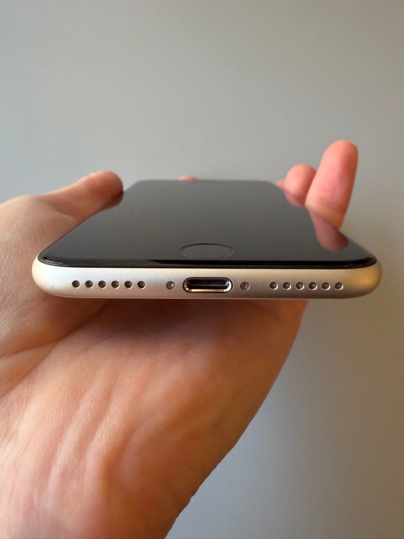 Apple iPhone SE 第3世代