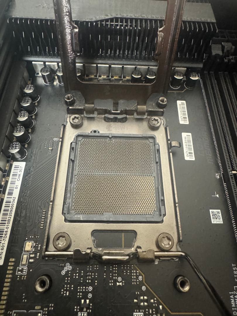 MSI MEG X670E GODLIKE マザーボード