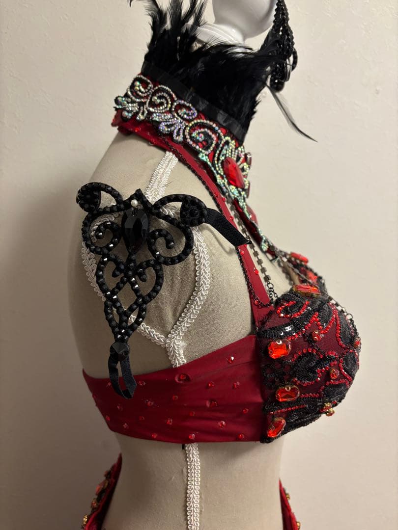 bbb＊エジプト製＊ベリーダンス 衣装セットアップ (赤と黒)オリエンタル