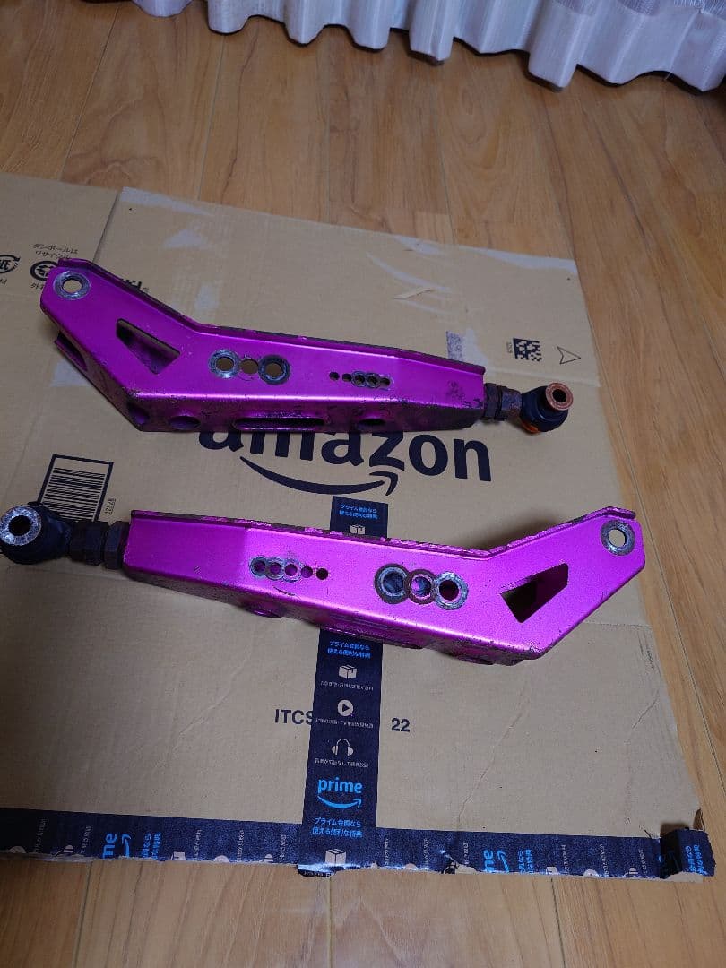 T-DEMANDO・リアロアアーム