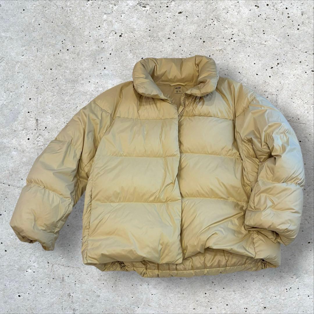 美品 UNIQLO パウダーソフトダウンジャケット Ｌ イエロー ユニクロ　完売