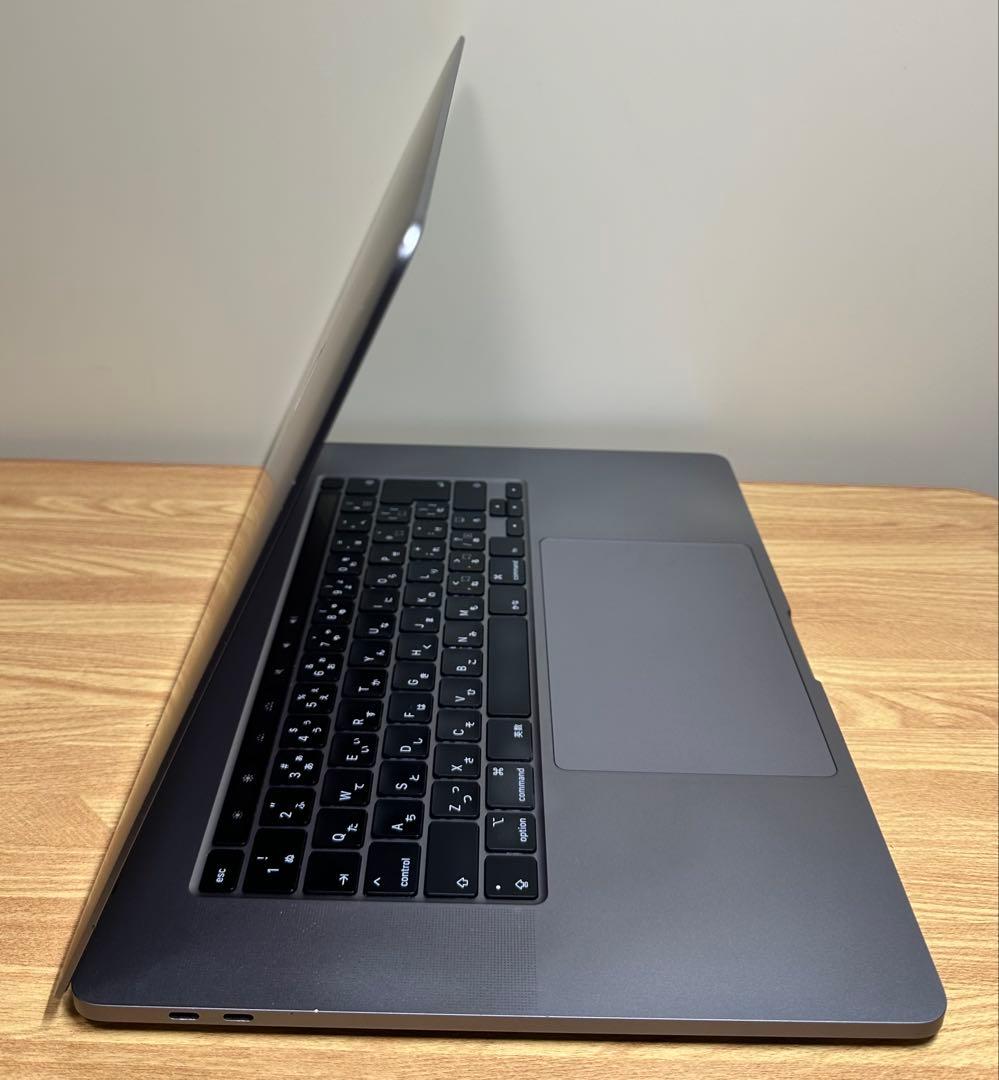 Macbook Pro 2019 16inch corei7, メモリ 32Gb