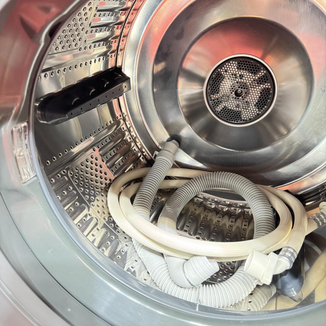 2 都内23区配送無料　美品シャープドラム式洗濯乾燥機2018年製　11/6㎏