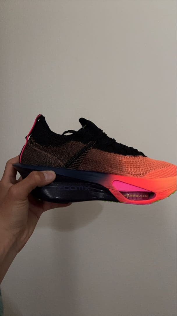 Nike ZoomX アルファフライnext %3 25.5cm