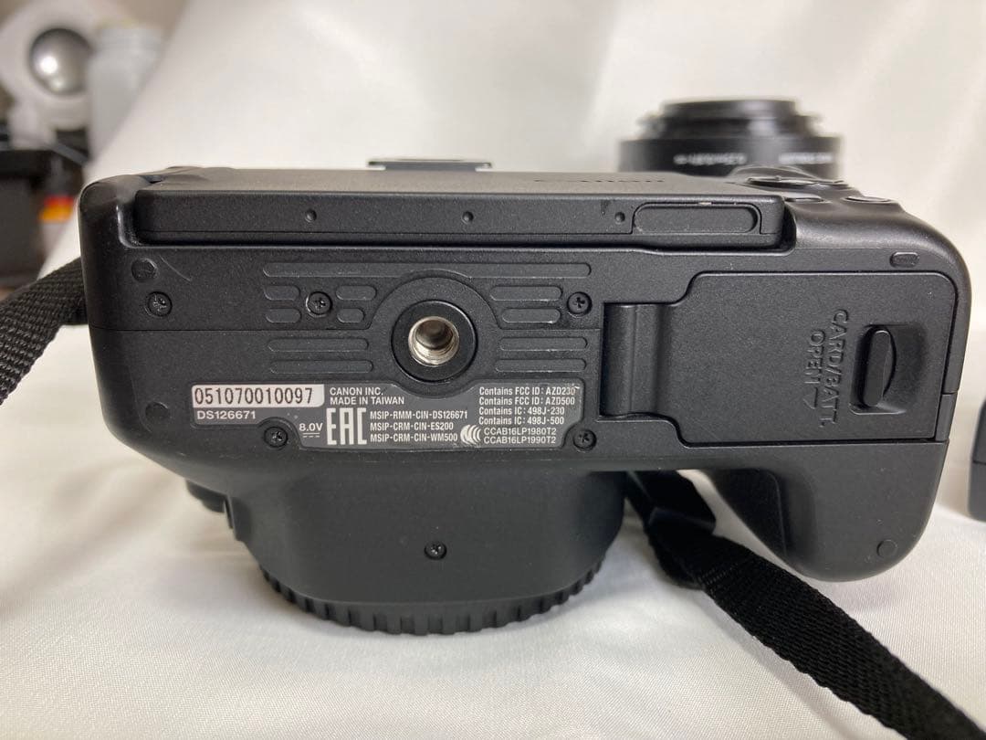 Canon EOS Kiss X9 EF-S18-55 IS STMレンズキット