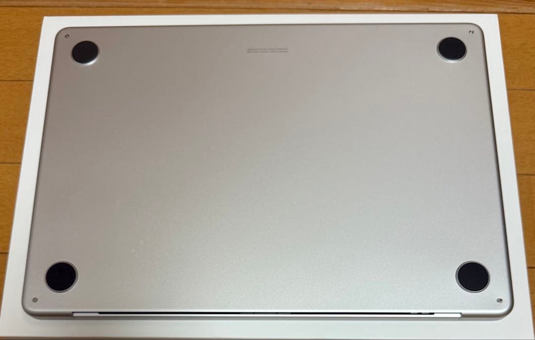 半使用近いMacbook Air M2-16-256-Office付き