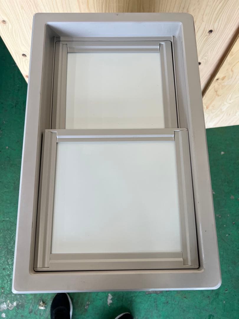 2022年 サンデン冷凍ストッカー 42L