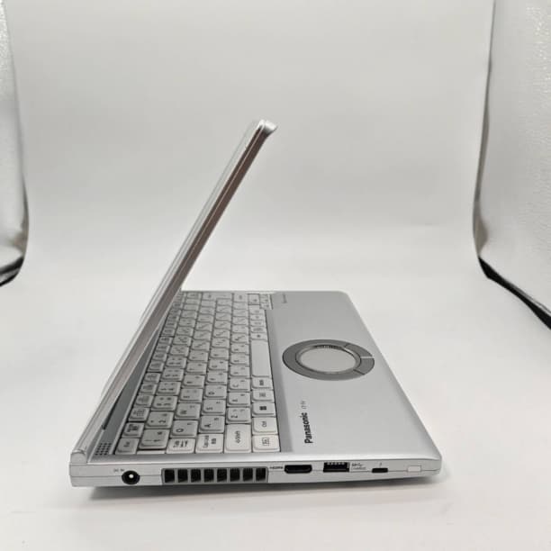 第11世代i5 16GB バッテリ◎ 256GB 軽量 レッツノート フルHD