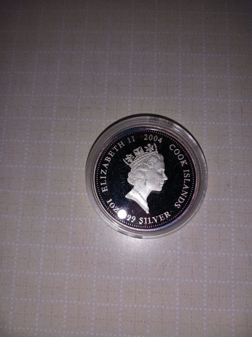 HELLO KITTY 30years 　1オンス銀貨