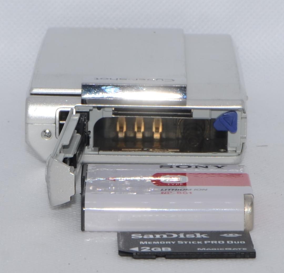 (美品)SONY Cybershot DSC-T10 シルバー (動作確認済)