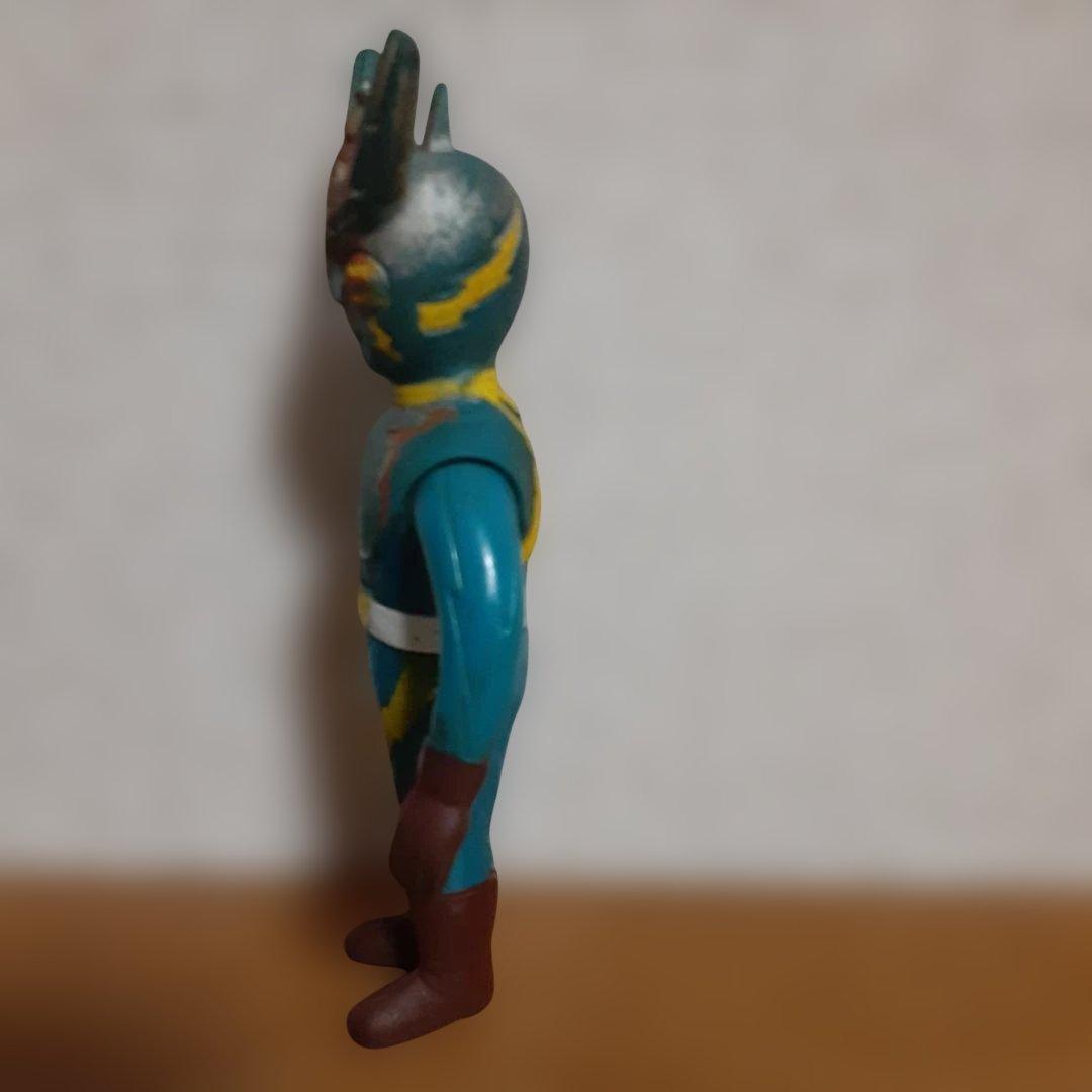 イナズマン　ソフビ　ペンダント　ポピー