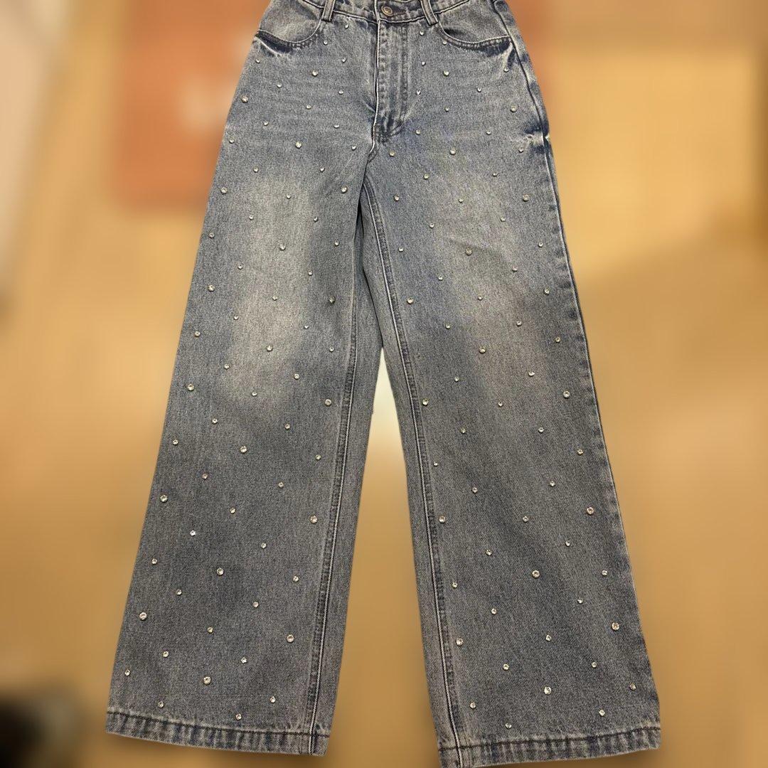 む*ー様 Bibiy デニム　ビーズ装飾付きライトブルーデニムパンツ