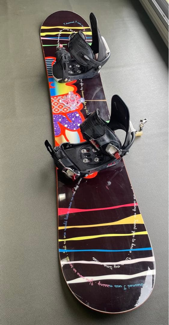 SMUZZYスノーボード138 SALOMONビンディング