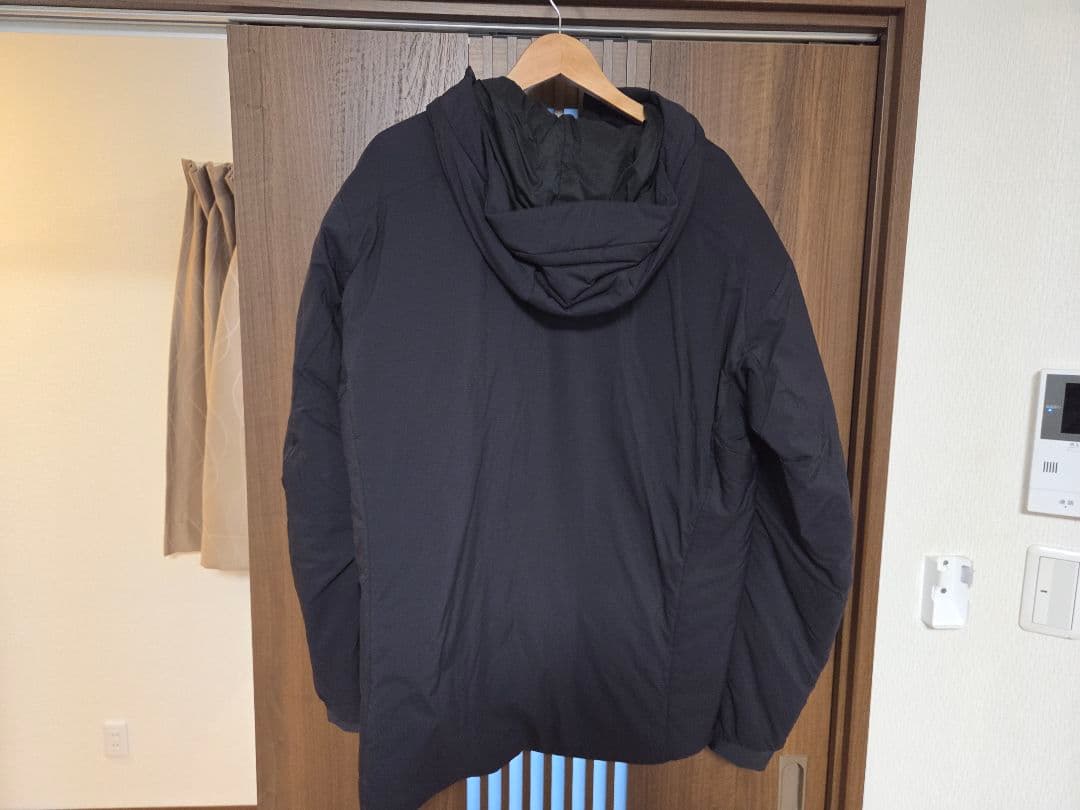 ARC'TERYXアトムARフーディ