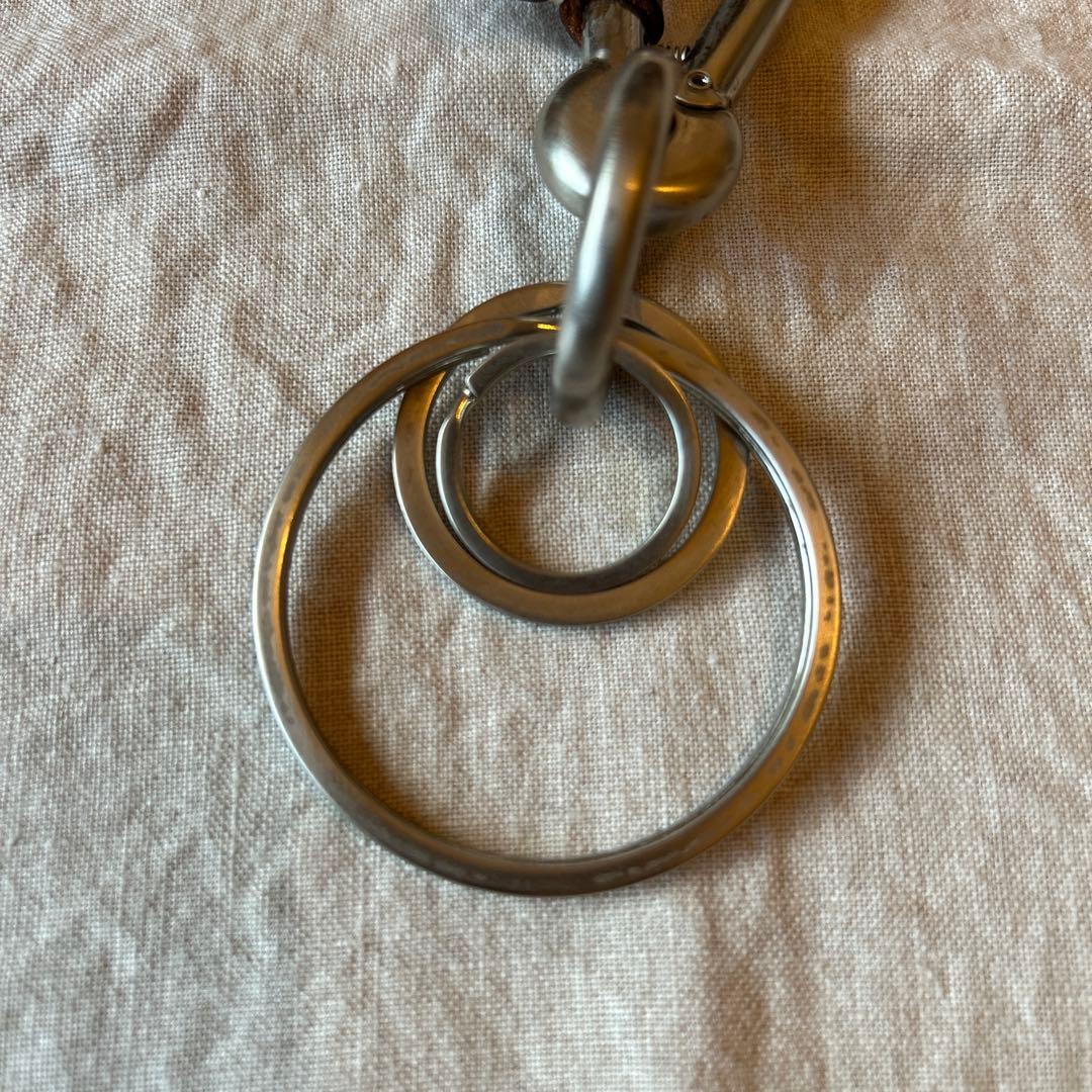 Hender Scheme エンダースキーマ カラビナ レザー ナチュラル