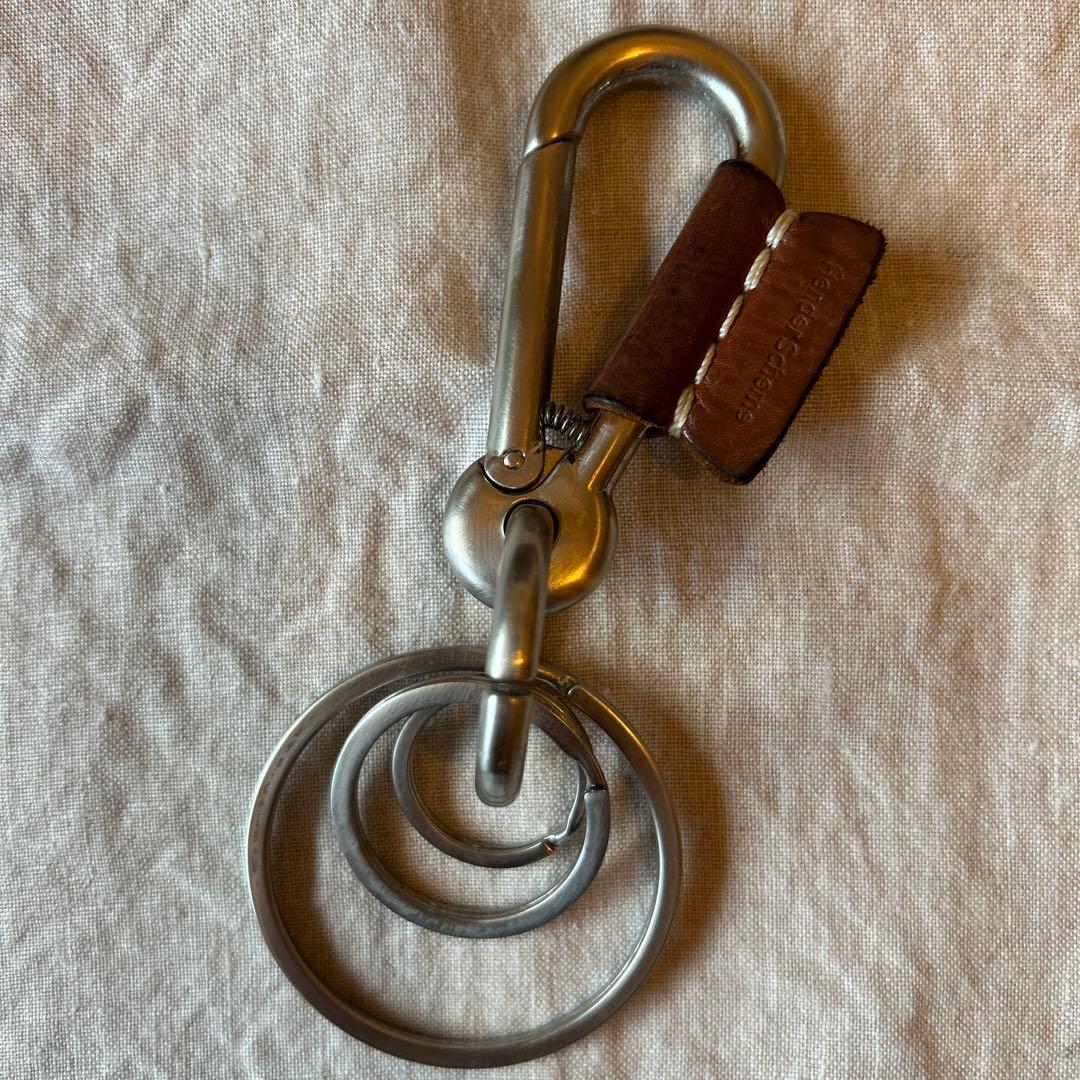 Hender Scheme エンダースキーマ カラビナ レザー ナチュラル