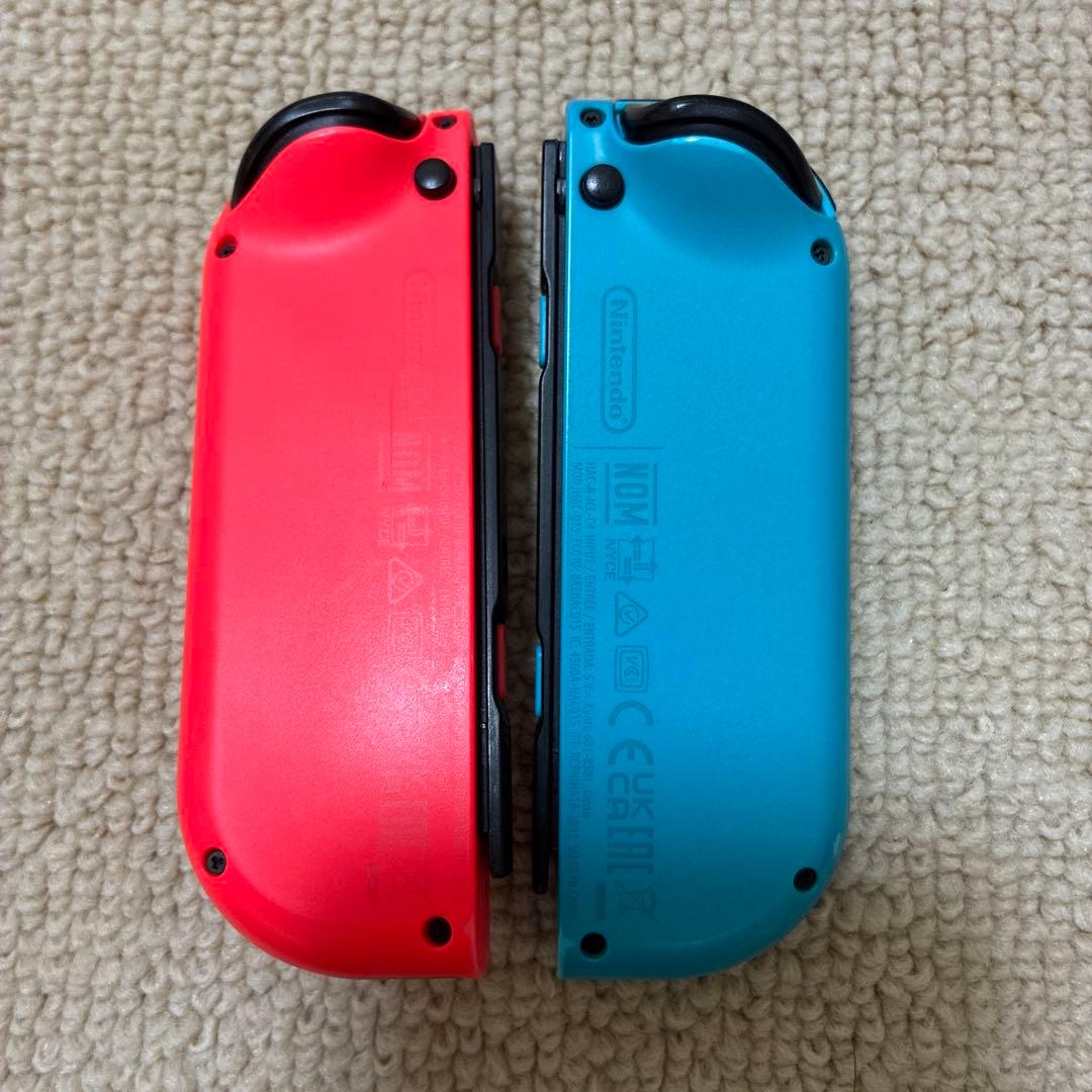 Nintendo Switch本体　Joy-Conハンドル　Joy-Conセット