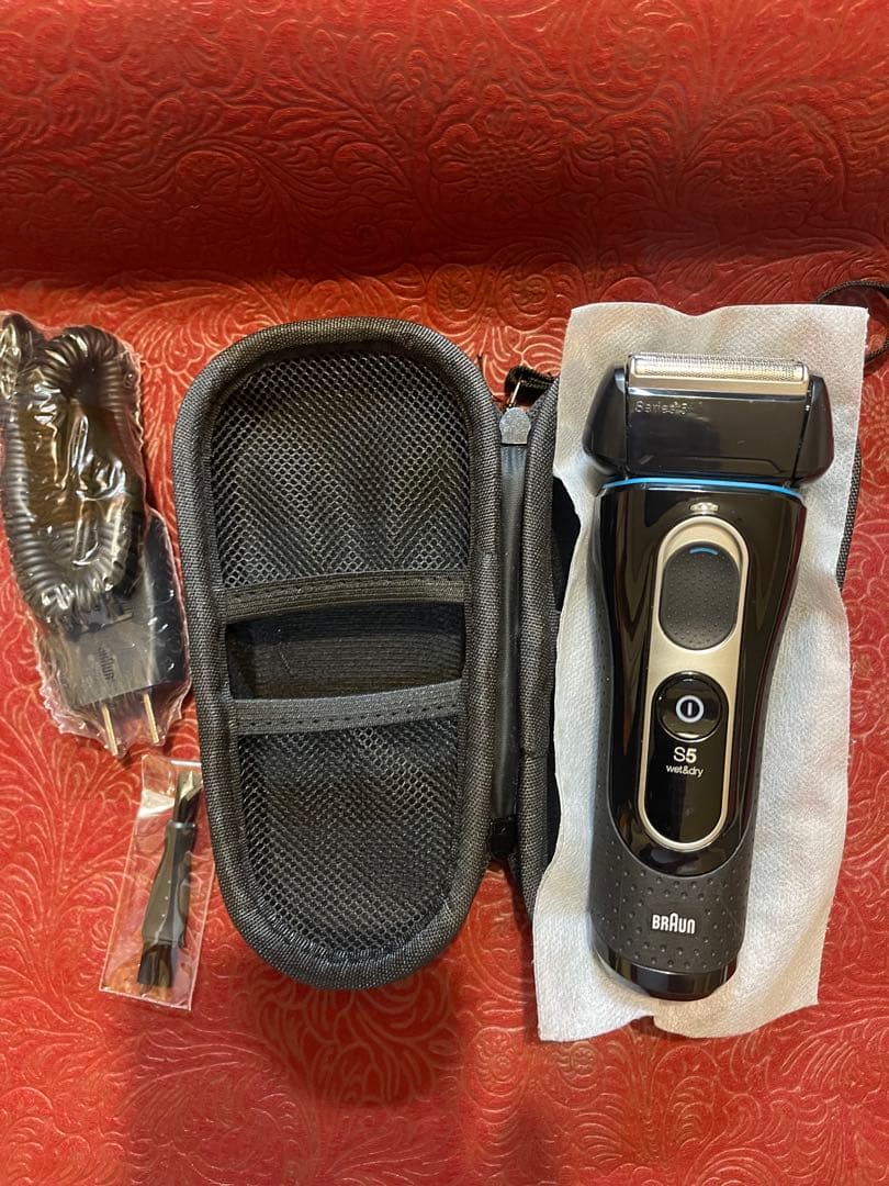 BRAUN series5 新品未使用品