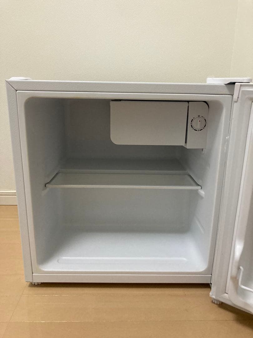 MAXZEN ホワイトコンパクト冷蔵庫