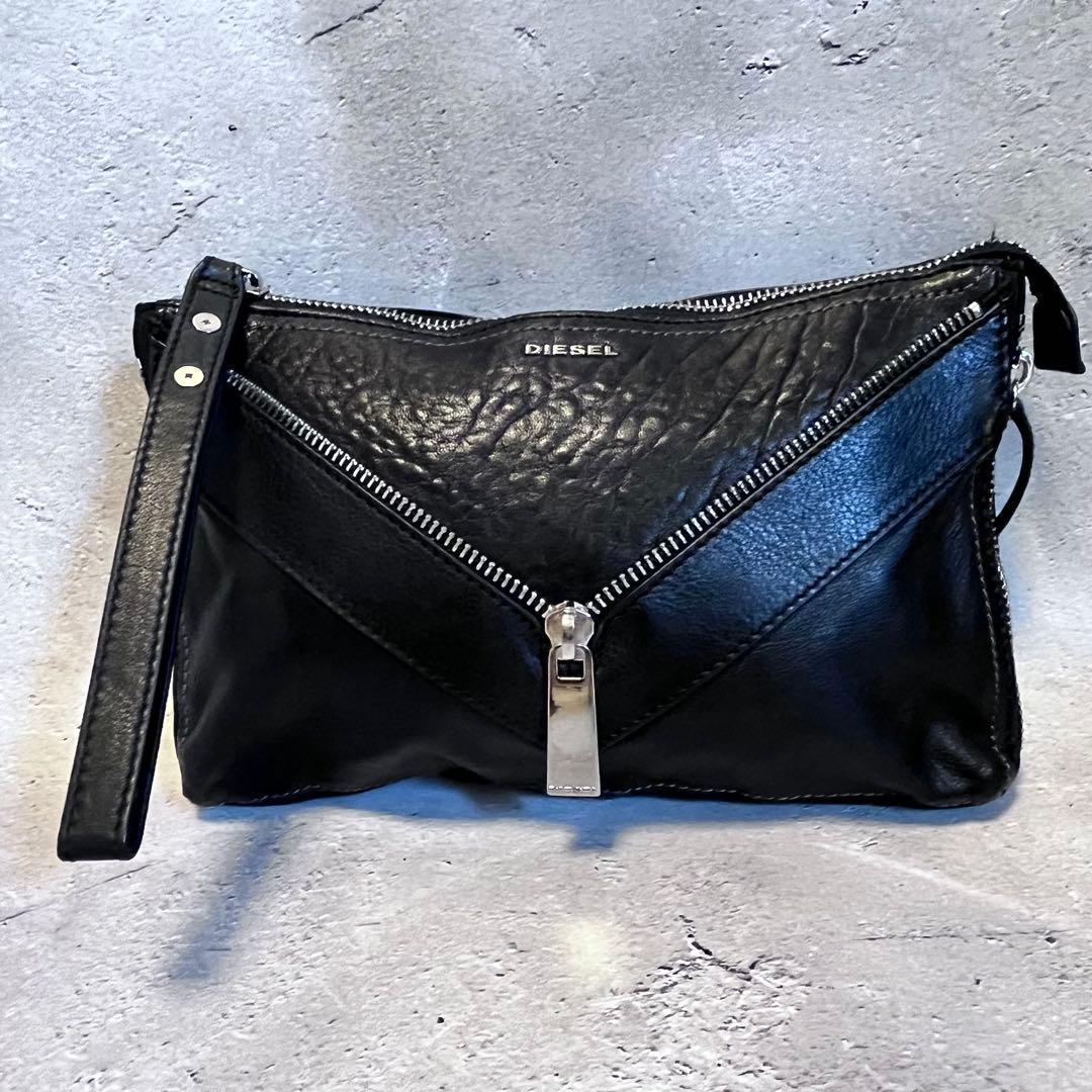 DIESEL ブラックレザーショルダーバッグ