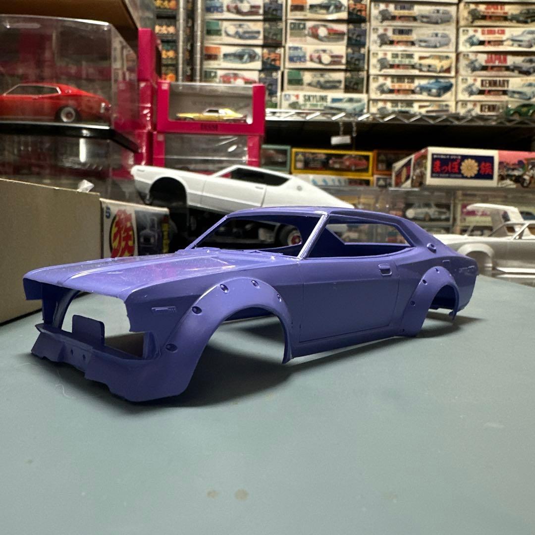 プラモデル バンダイ (元永大)族 ローレル 130 ブタケツ