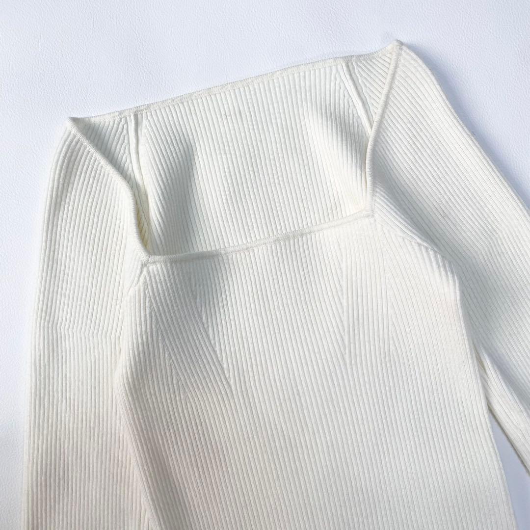 anuans カシミヤブレンドデコルテリブニットプルオーバー　2023 F