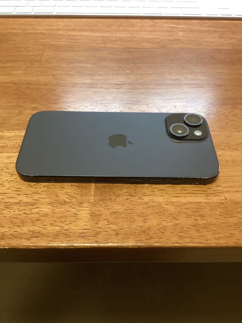Apple iPhone 15 SIMフリー　ブラック　128GB