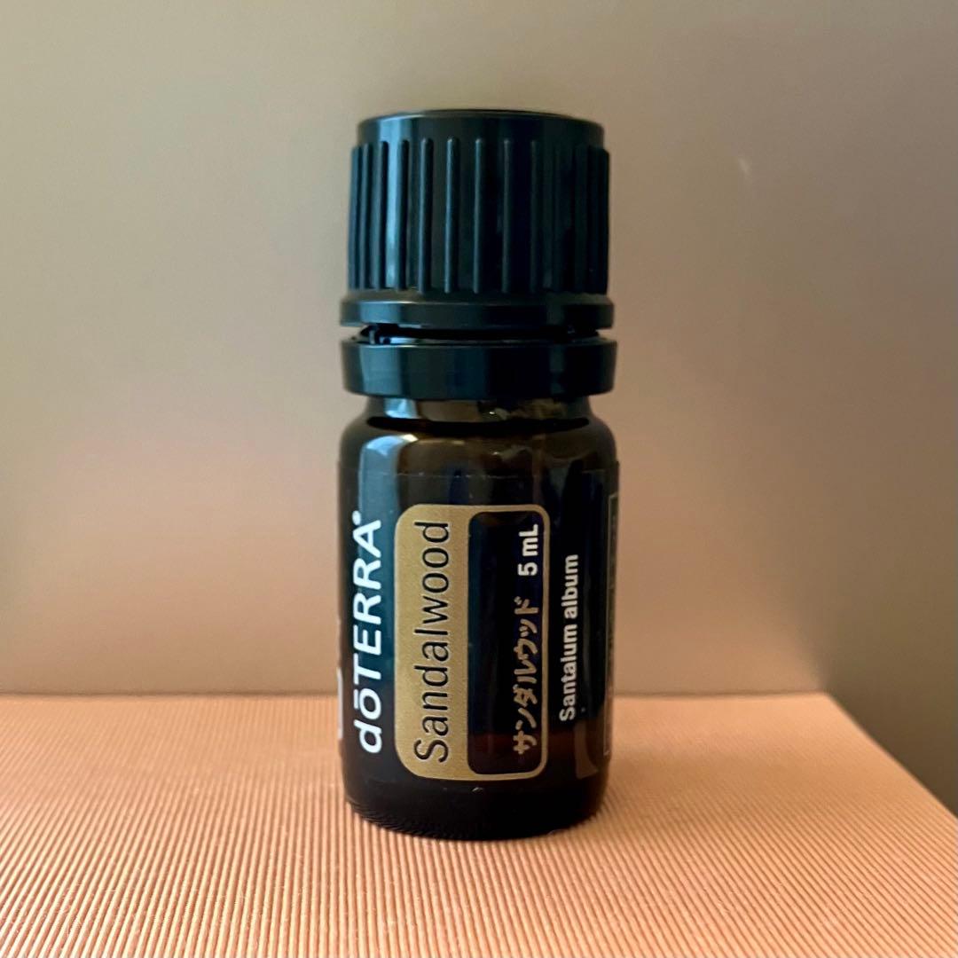 doTERRA サンダルウッド 5mL