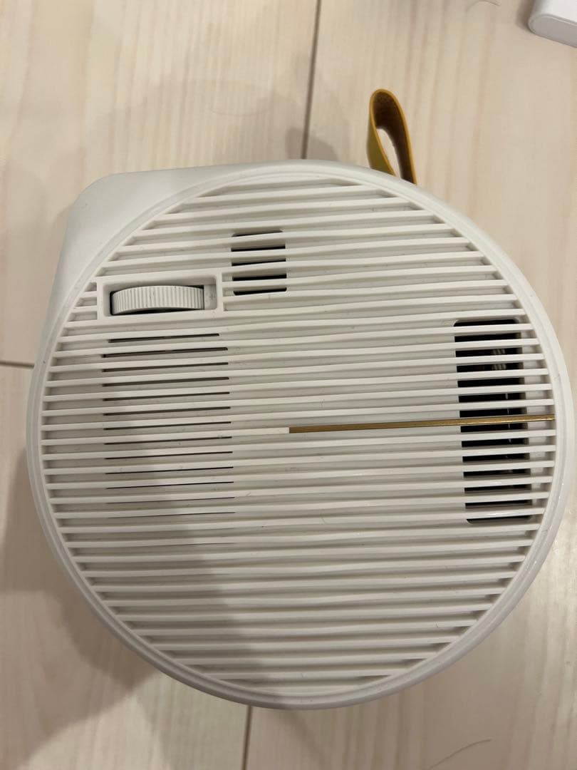 BenQ GV11 モバイルプロジェクター